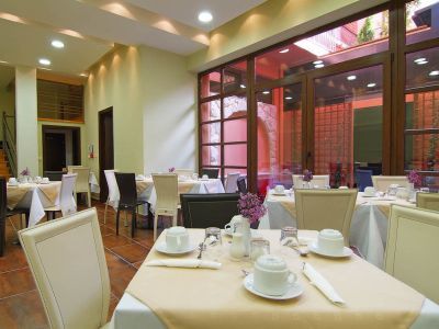Hotel Leto 3*